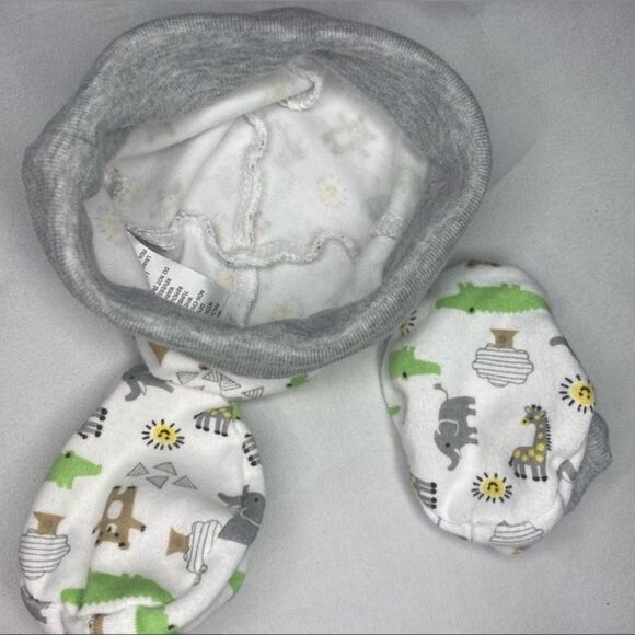 Duck Duck Goose Onsie with matching hat & booties Size 0-3M - Picture 6 of 6